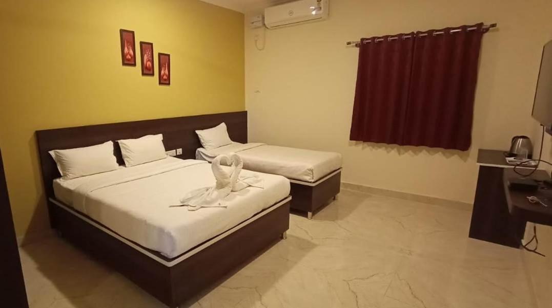 Mk Grande Otel Bangalore Dış mekan fotoğraf