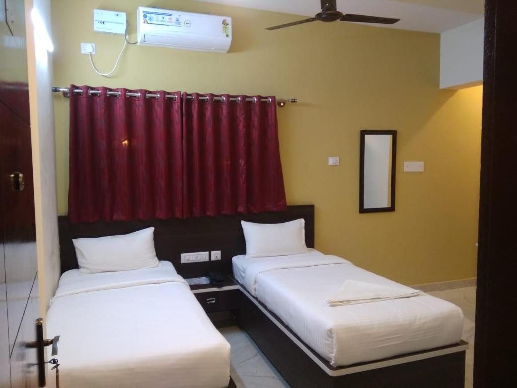Mk Grande Otel Bangalore Dış mekan fotoğraf